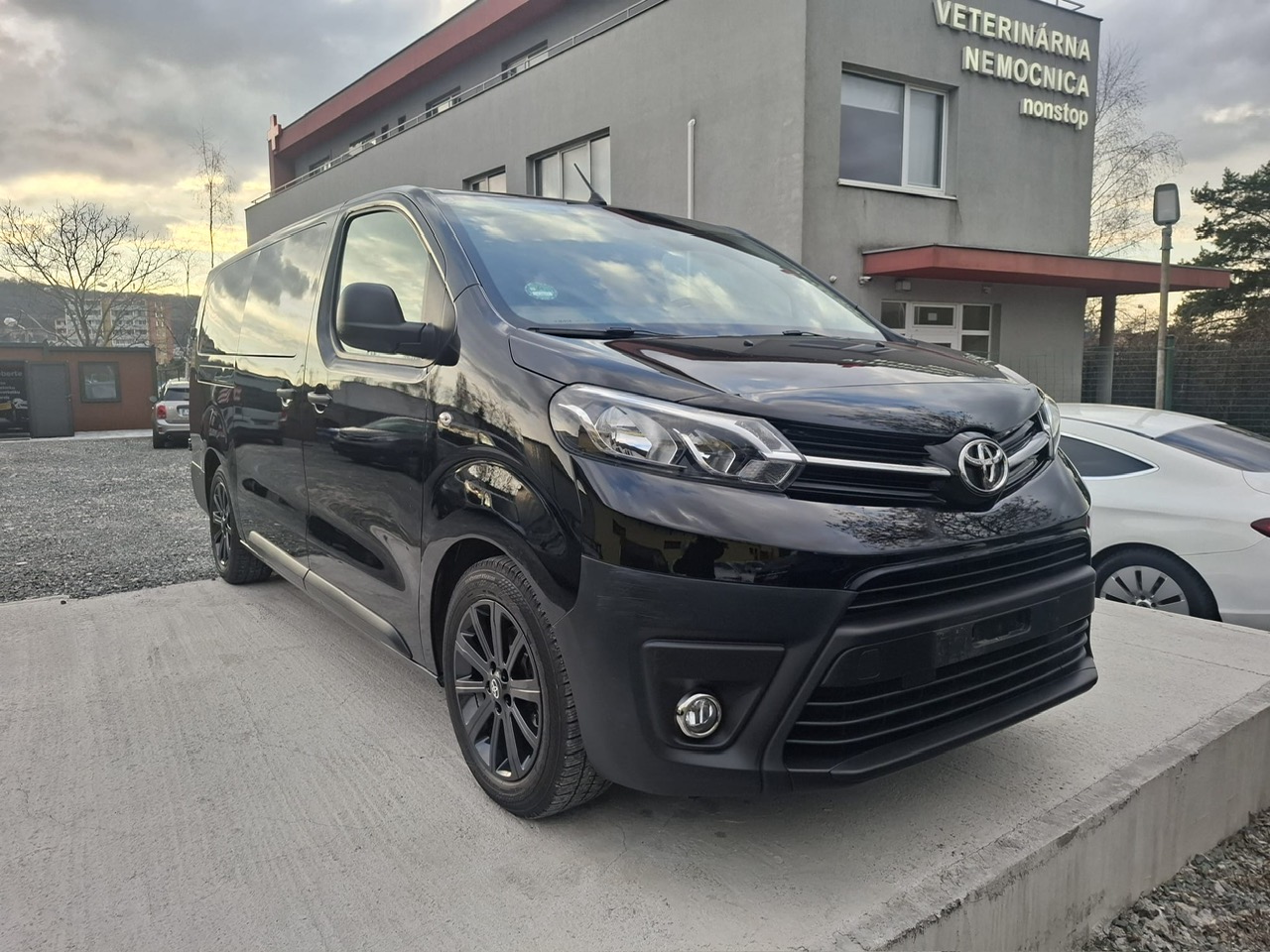 Toyota Proace 2.0 D-4D 140 L2