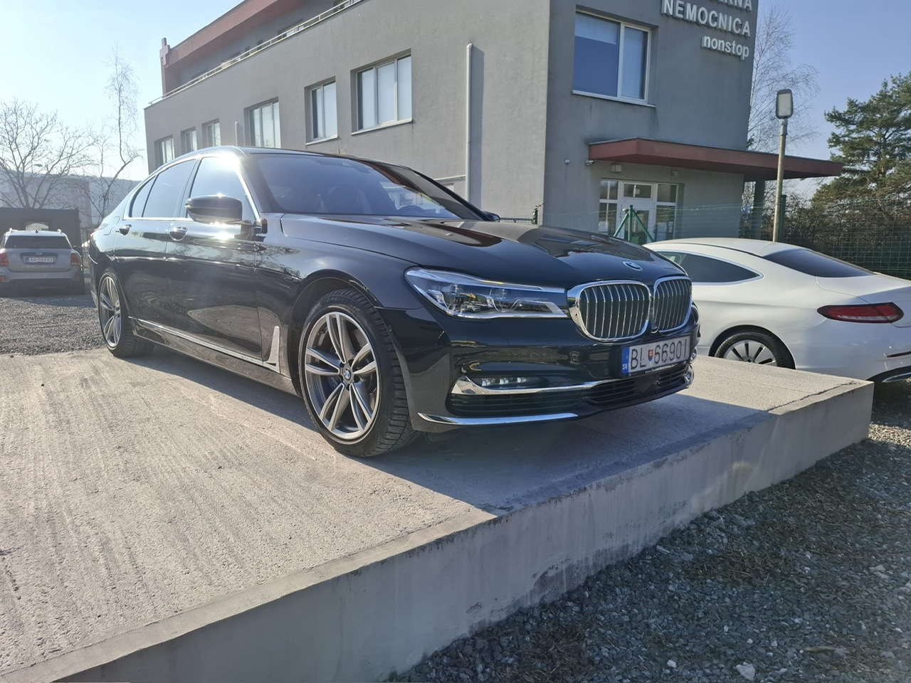 BMW Rad7 750Li xDrive A/T