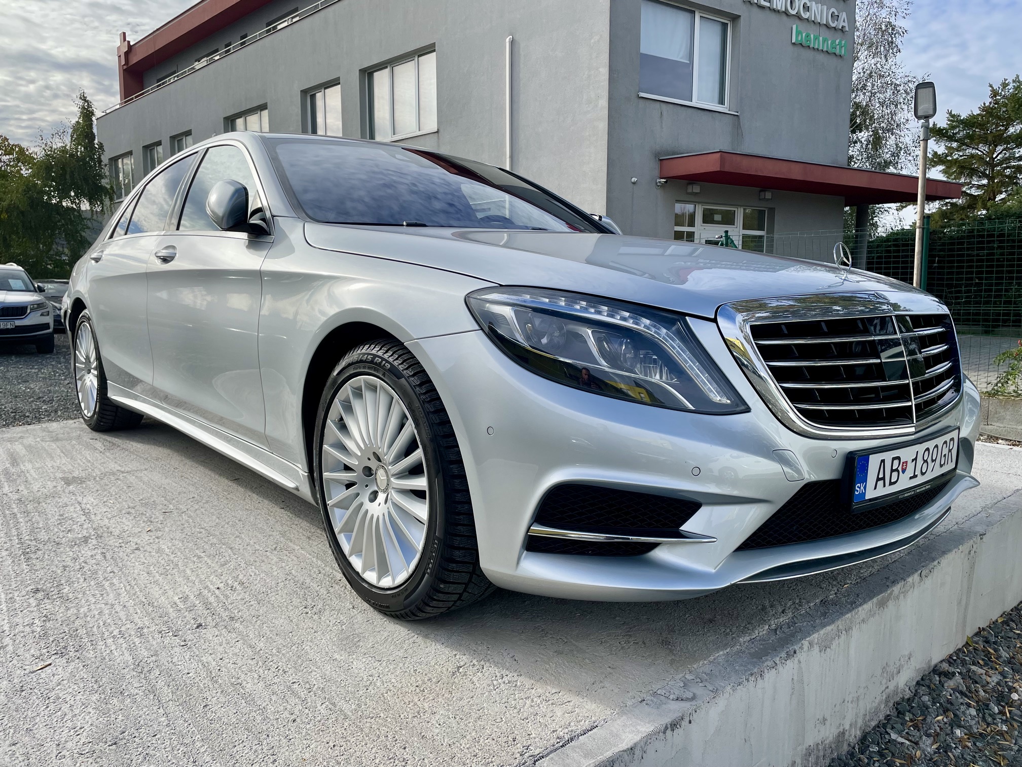 Mercedes-Benz S trieda Sedan 500 L 4matic